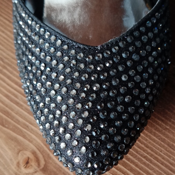 Kiss&Tell  heels - Picture 2 of 8